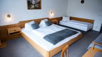 Unsere Zimmer mit extra Bett | © Landhaus Pension Pattis